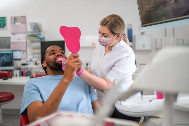 ایجاد هویت حرفه‌ای دندانپزشک از طریق برندینگ دیجیتال و وبسایت معتبر