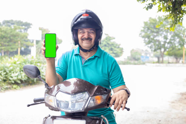 آموزش رانندگی برای همه نسل‌ها با فناوری