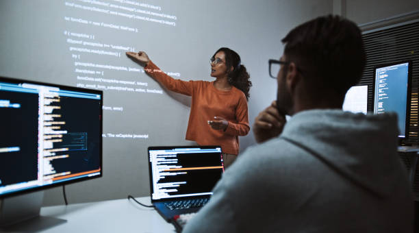 ساخت نرم افزار مدیریتی سفارشی توسط تیم پینو سایت