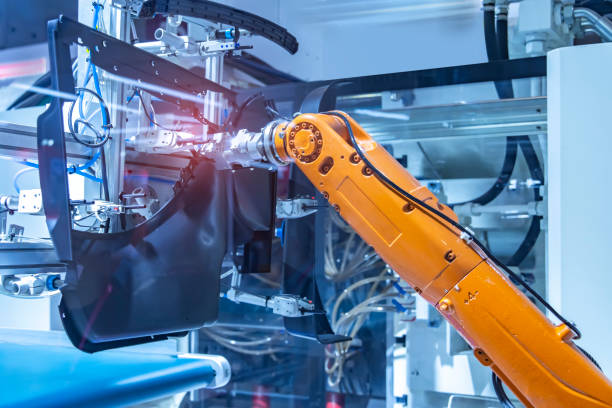 اتوماسیون کارخانه پلاستیک با هوش مصنوعی و رباتهای صنعتی