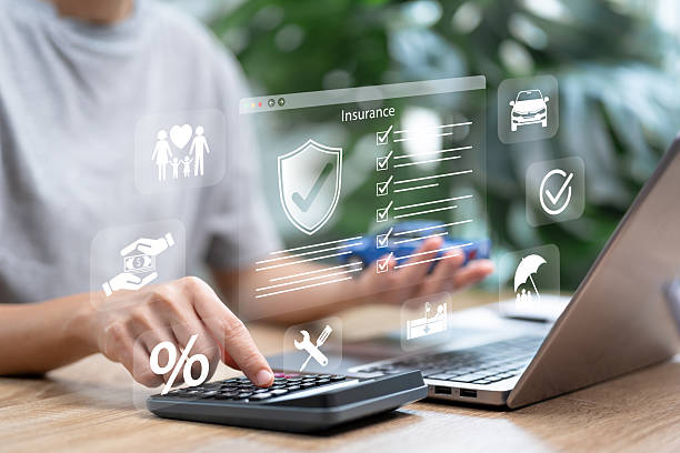 محاسبه آنلاین هزینه بیمه و تحلیل دادهها در بازاریابی دیجیتال بیمه