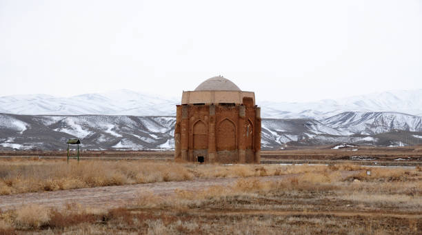 نمادهای تاریخی قزوین و اهمیت سئوی محلی برای کسب و کارهای مالیاتی