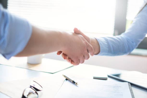 جذب موکل بینالمللی از عراق برای وکلای کرمانشاه