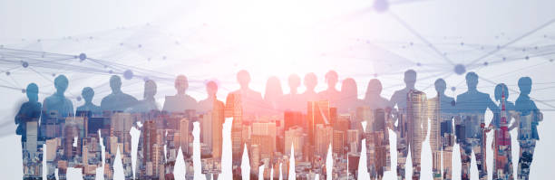 تیم پشتیبانی سایت در حال همکاری برای تضمین پایداری وبسایتهای بازرگانی