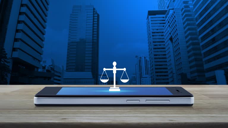 ویژگیهای کلیدی خدمات حقوقی آنلاین در یک اپلیکیشن مدرن