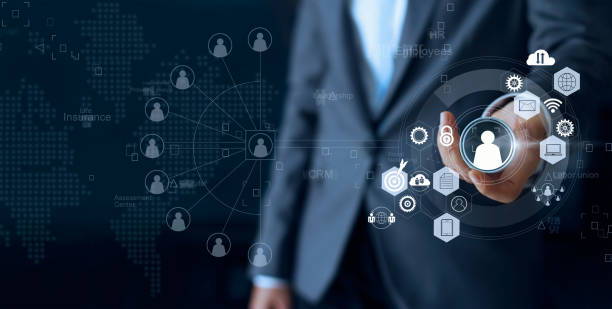 توسعه CRM سفارشی برای مدیریت هوشمند مشتریان بیمه در زنجان