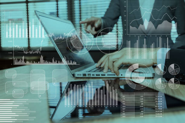 مفهوم بازاریابی و مدیریت کسبوکار با نرمافزار مالیاتی هوشمند