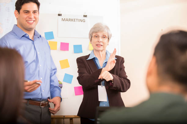 خدمات ترجمه رسمی و بازاریابی دیجیتال دفاتر ترجمه