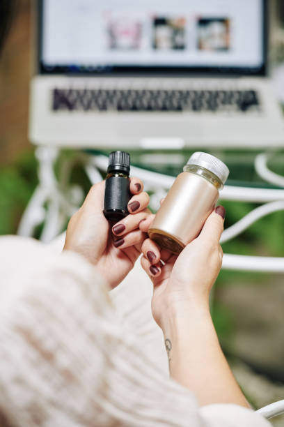 بازاریابی دیجیتال عطر و خرید آنلاین محصولات آرایشی و بهداشتی