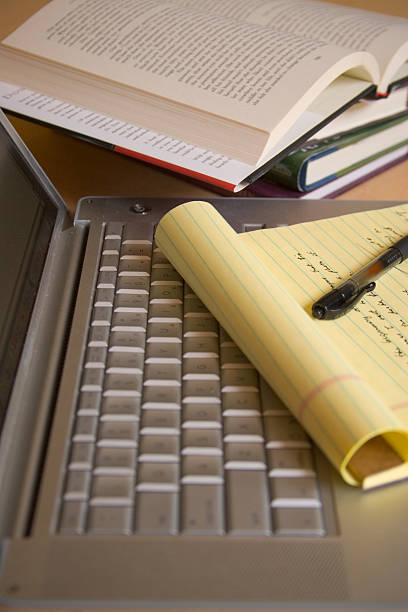 برنامه ریزی استراتژیک برای برندینگ دیجیتال و سئوی سایت حقوقی توسط پینو سایت