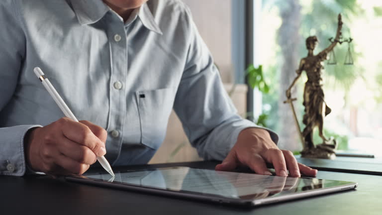 راهنمای طراحی سایت حقوقی برای جذب موکل با استانداردهای 2025