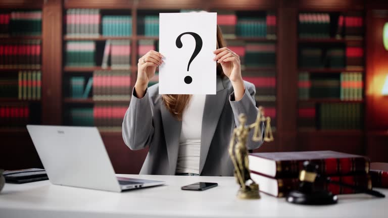 سوالات متداول درباره بازاریابی محتوایی برای دفاتر وکالت