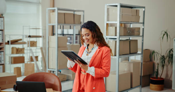 مدیریت زنجیره تامین و لجستیک در تجارت الکترونیک B2B کفش چرم