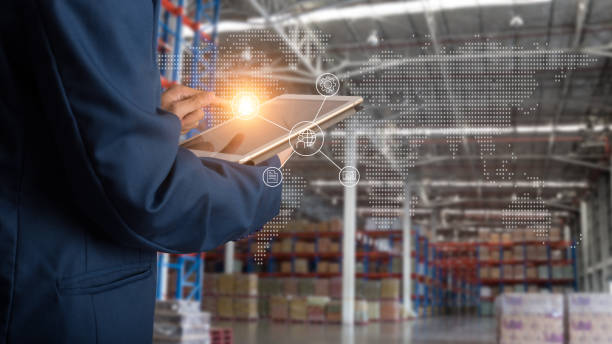 مدیریت انبار و لجستیک در CRM سفارشی پوشاک و اتوماسیون