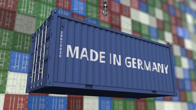 کنتینر حمل و نقل با نشان Made in Germany، نمادی از کیفیت صادراتی