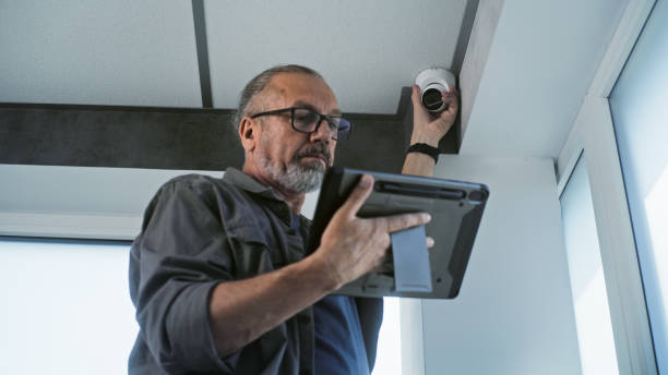 نصب دوربین مداربسته برای پروژه‌های تجاری در کیش