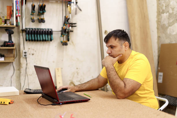 نقش هوش مصنوعی مولد در بهینهسازی تجربه کاربری برای کارگاههای نجاری رشت