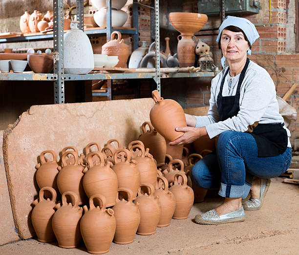 طراحی تجربه کاربری (UX) و آموزش سئو برای هنرمندان سفال همدان با پینو سایت