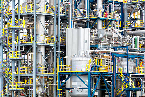 بهینهسازی سئو تکنیکال برای صنایع پتروشیمی سئو تخصصی برای صنعت پتروشیمی و پالایشگاه