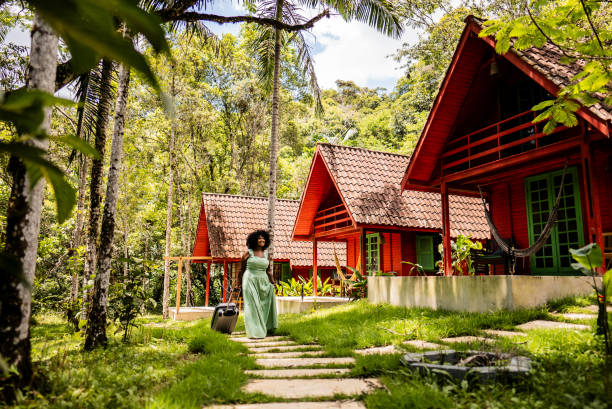 افزایش رزرو اقامتگاه بوم‌گردی یزد با سئو تصویری