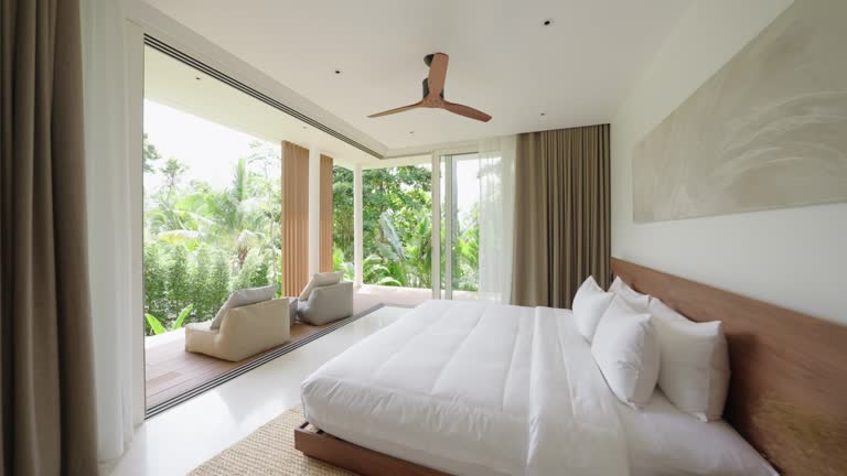 استراتژی برندینگ تور لوکس در کیش