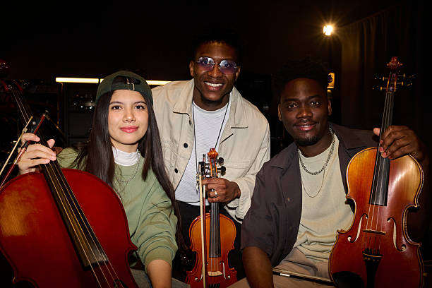 جذب هنرجوی بینالمللی از طریق پلتفرم آموزش آنلاین موسیقی