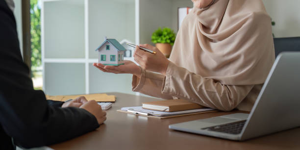 مشاوره فروش ملک با استفاده از CRM سفارشی املاک در اهواز