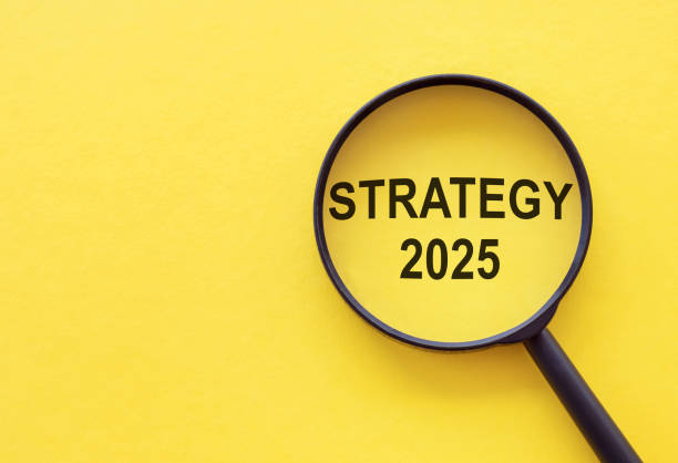 استراتژی محتوا 2025 برای کارخانجات تولیدی و برنامه‌ریزی سئو صنعتی