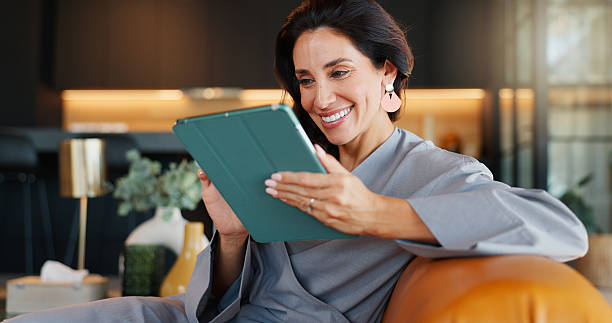 سیستم رزرو آنلاین برای سایت آرایشگاه زنانه در شیراز جهت افزایش رضایت مشتری