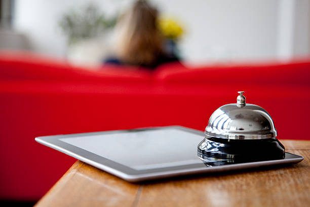 افزایش رزرو هتل با فناوری هتلداری هوشمند و امکان چک-این آنلاین در سایت هتل