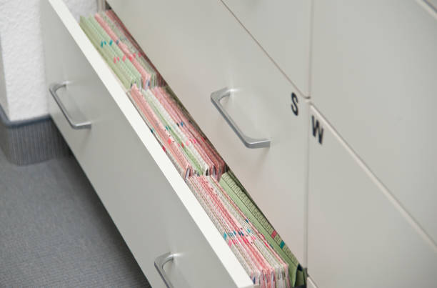 پرونده الکترونیک بیمار در CRM دندانپزشکی