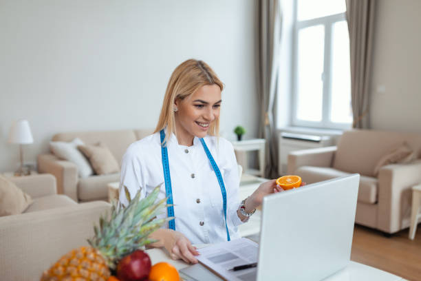 وب‌سایت حرفه‌ای تغذیه با بخش وبلاگ تخصصی برای جذب مراجعین