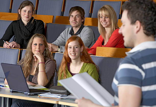 جذب دانشجو موفق برای آموزشگاه زبان با استفاده از هوش مصنوعی در تبلیغات گوگل