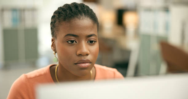 طراحی پلتفرم استخدام آنلاین برای اتصال کارجو و کارفرما در سمنان