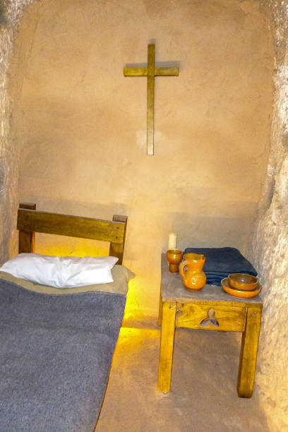 جذب زائران در هتل های مشهد با سئو صوتی و ایجاد حس معنوی