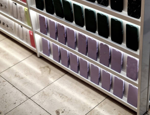 طراحی وبسایت فروشگاهی برای لوازم جانبی موبایل با ویترینی جذاب