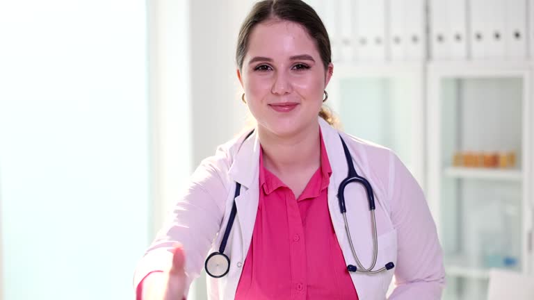 برندینگ دیجیتال برای کلینیک روانشناسی با استراتژی سئو فوق محلی