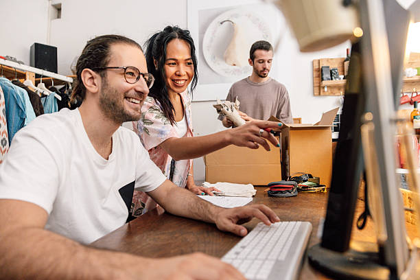 آموزش تیمهای داخلی برای سئو و بازاریابی دیجیتال نساجی - خدمات پینو سایت