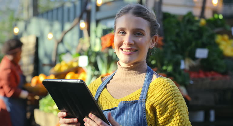 دیجیتال مارکتینگ کشاورزی برای فروش آنلاین سیب و انگور ارومیه