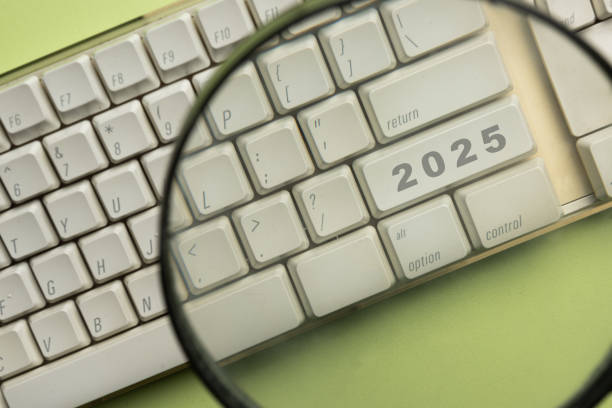 نگاهی دقیق به آینده سئو حقوقی در سال 2025 برای دفاتر وکالت