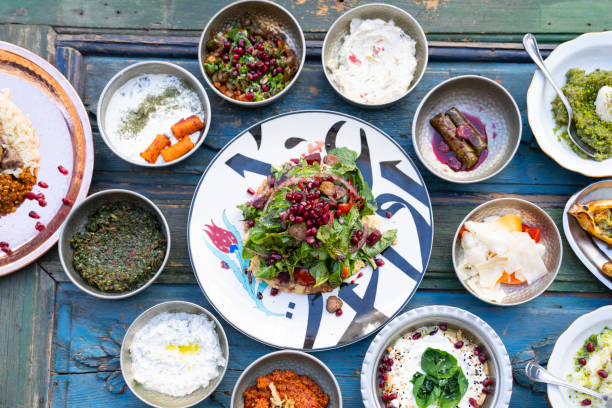 بازاریابی دیجیتال رستوران سنتی ایرانی در نیشابور