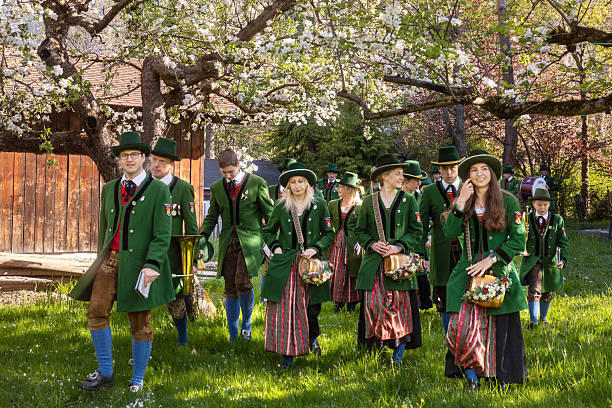 برندینگ دیجیتال برای گروههای موسیقی محلی در سنندج