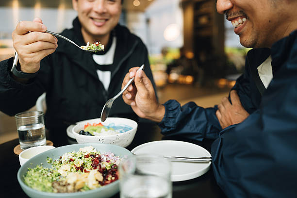 جذب مراجعین تغذیه از طریق استراتژی دیجیتال مارکتینگ موفق و هدفمند