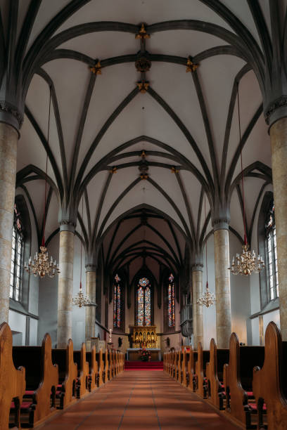 طراحی وبسایت حرفهای برای مجتمع آبدرمانی جهت جذب توریست در اردبیل و افزایش رزرو آنلاین