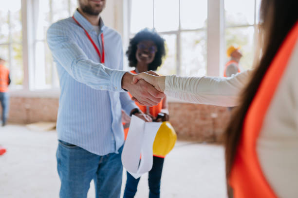 جذب پیمانکاران و ایجاد ارتباطات قوی در صنعت ساختمان