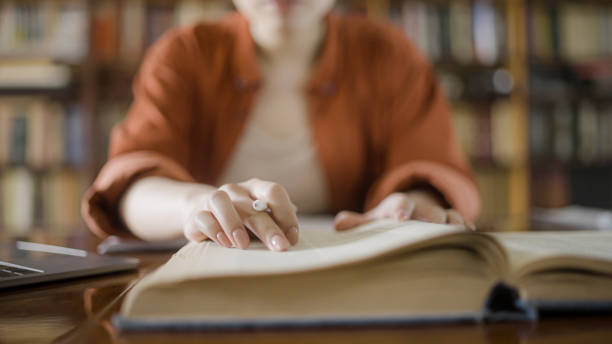 تحقیقات جامع برای بهینهسازی سئو تصاویر آتلیه عکاسی در همدان