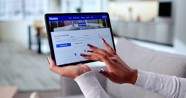 اهمیت بهینهسازی UX/UI در افزایش رزرو هتلهای کیش