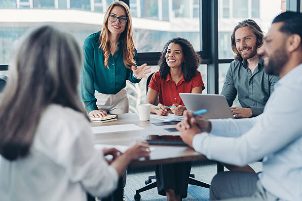 مدیریت پروژه و دیجیتال مارکتینگ کمپینها با CRM هوشمند