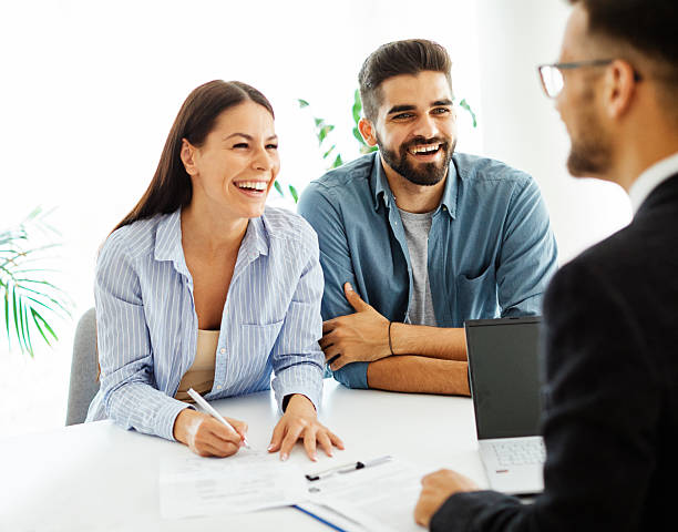تحویل کلید پروژه ساختمانی با رضایت سرمایه گذار و افزایش اعتماد با پینو سایت