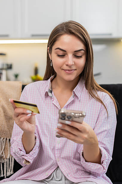 فروش آنلاین صنایع دستی و پرداخت ارزی در وبسایت D2C